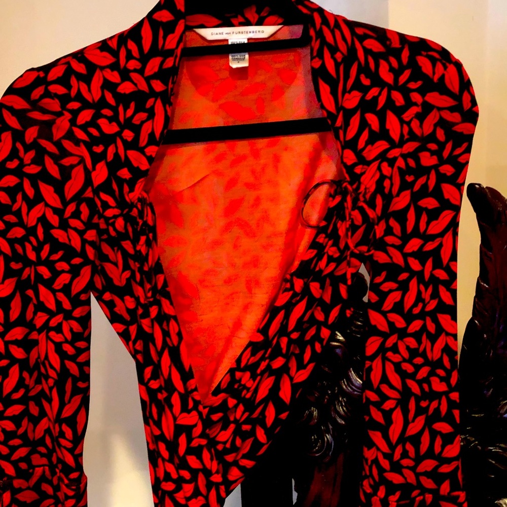 DVF size 4 wrap dress